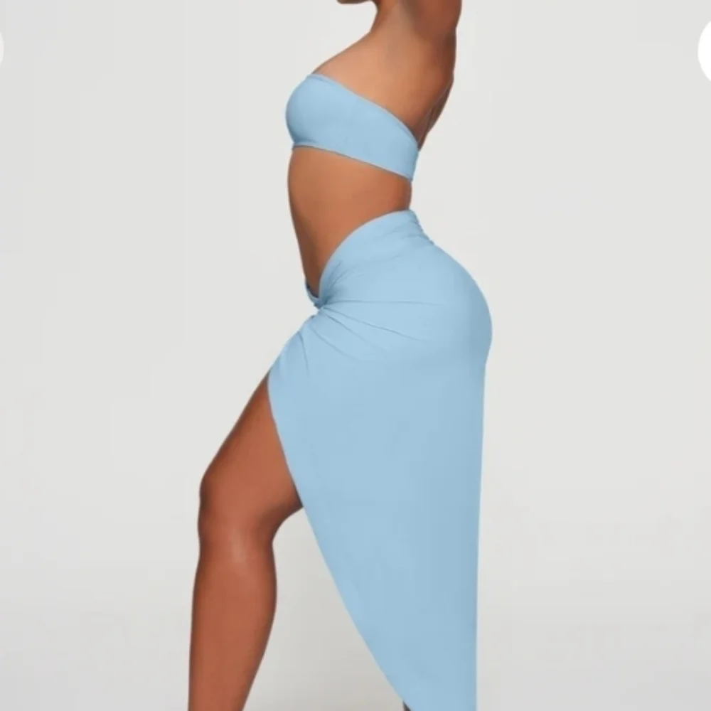Skims Sorang turquoise cover up